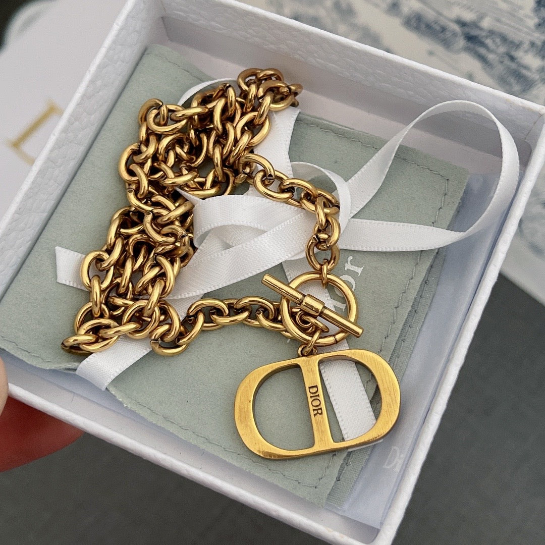 Collar Dior