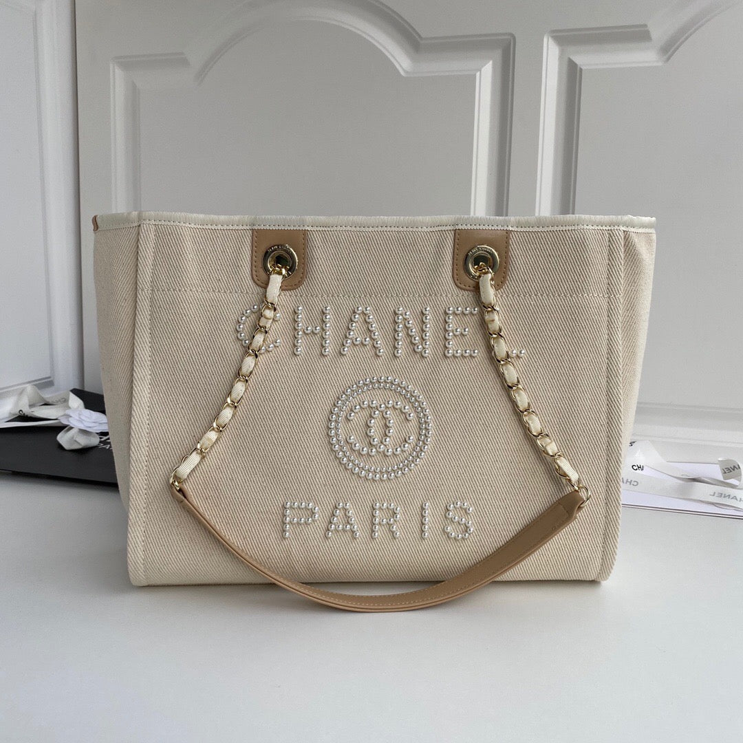 Chanel tote Canvas