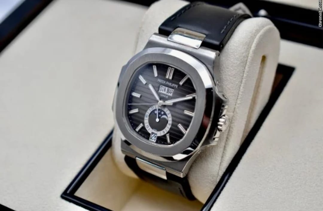 Reloj Patek Philippe Staninless Steel