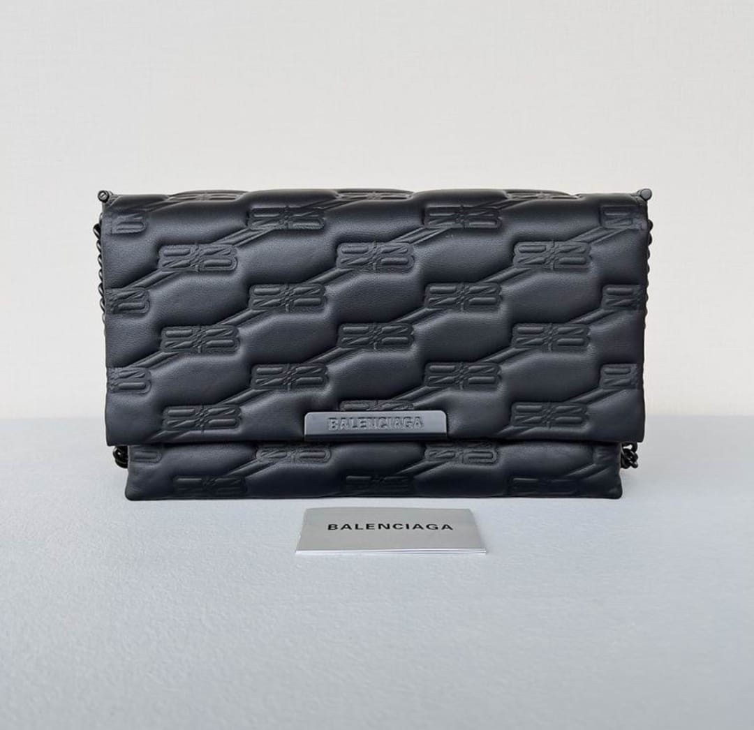 Bolso relieve Balenciaga